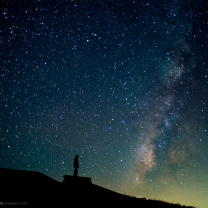 警花在办公室里给局长口交做爱视频
